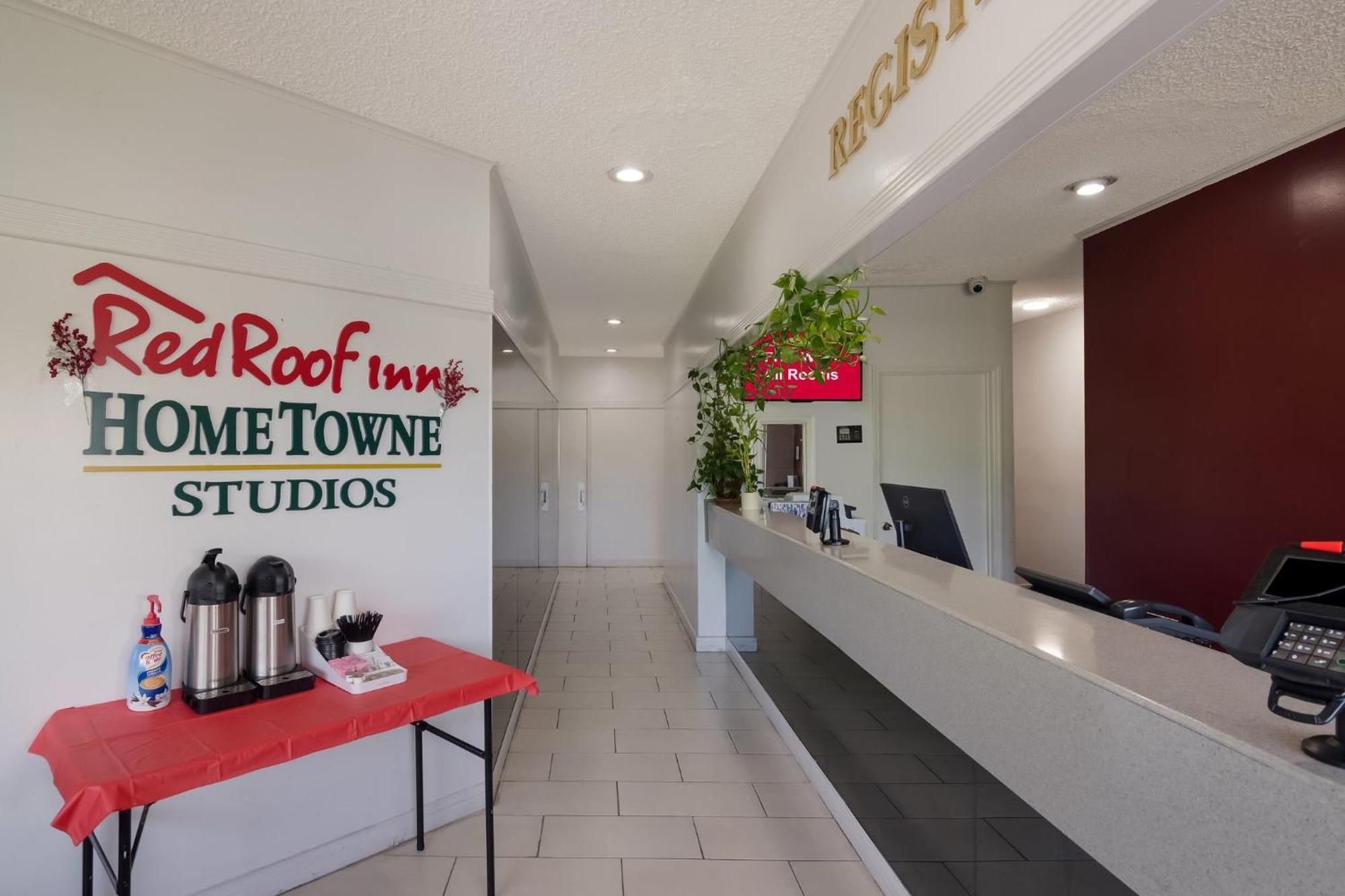 Hometowne Studios By Red Roof Vero Beach - I-95 Exterior photo